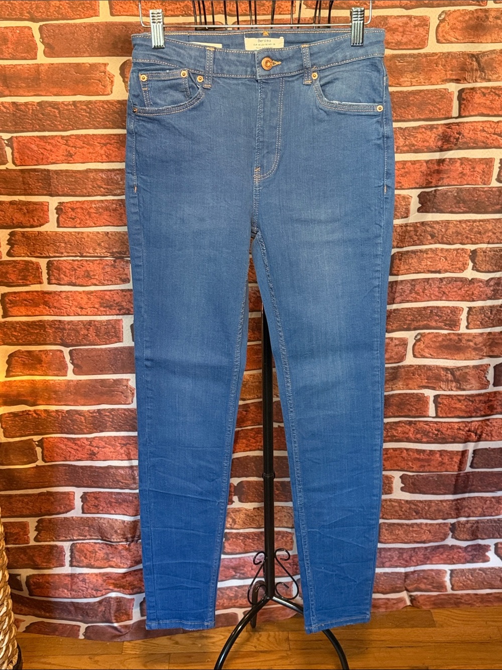👖Bershka Skinny High Rise Stretch Jeans — Classic Blue — Sz 6US 38EU